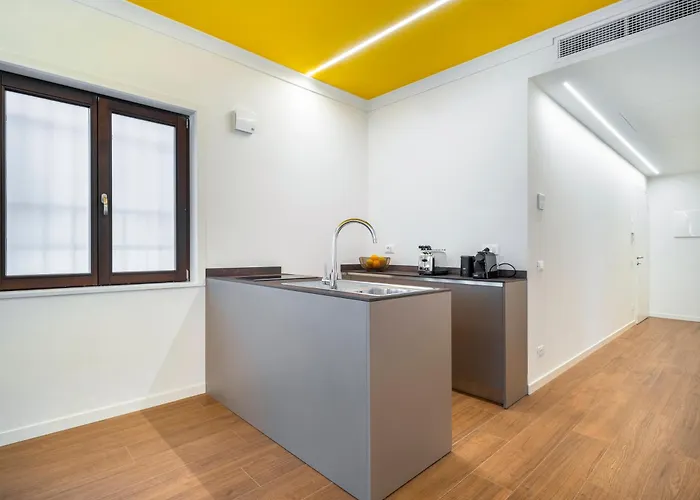 Modern With View On San Giovanni E Paolo R&r