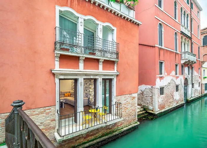 Modern With View On San Giovanni E Paolo R&r Apartman *