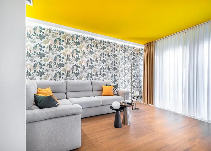 Modern With View On San Giovanni E Paolo R&r